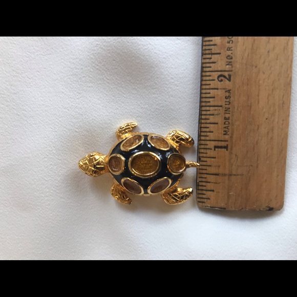 Turtle Brooch - Picture 13 of 13